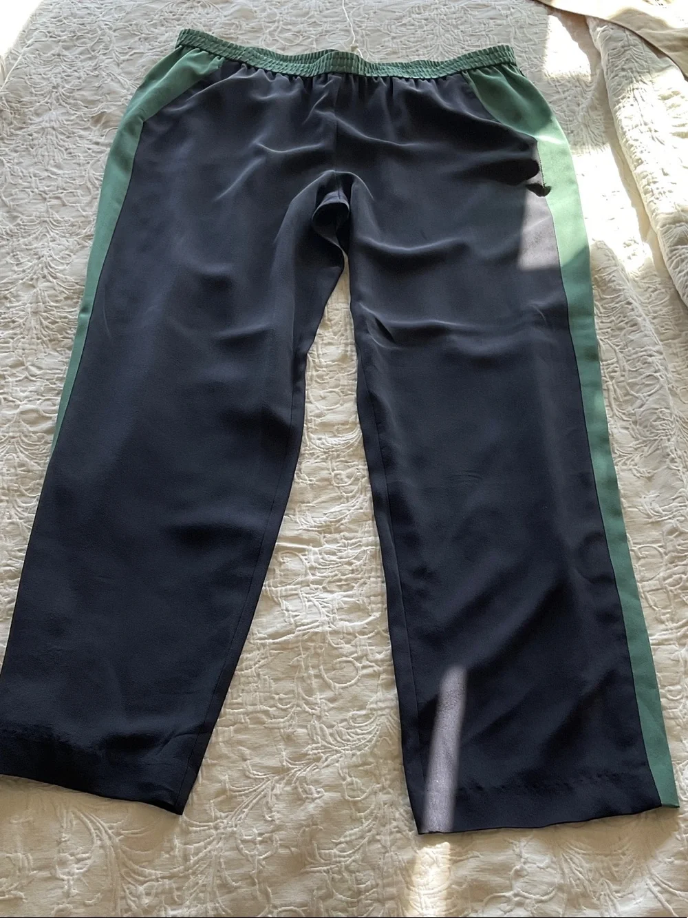 Tory Burch Black Wide-Leg Pants with Green Side Stripe brand new NO TAGS 🏷️ 12